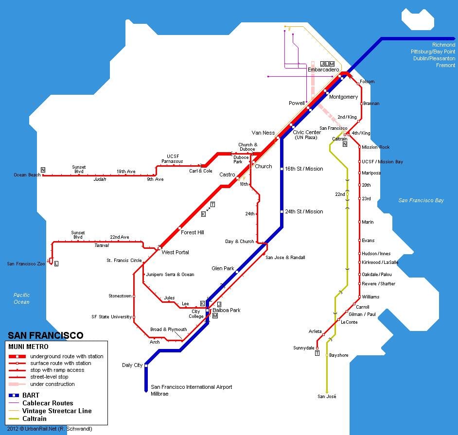 muni tren hartă